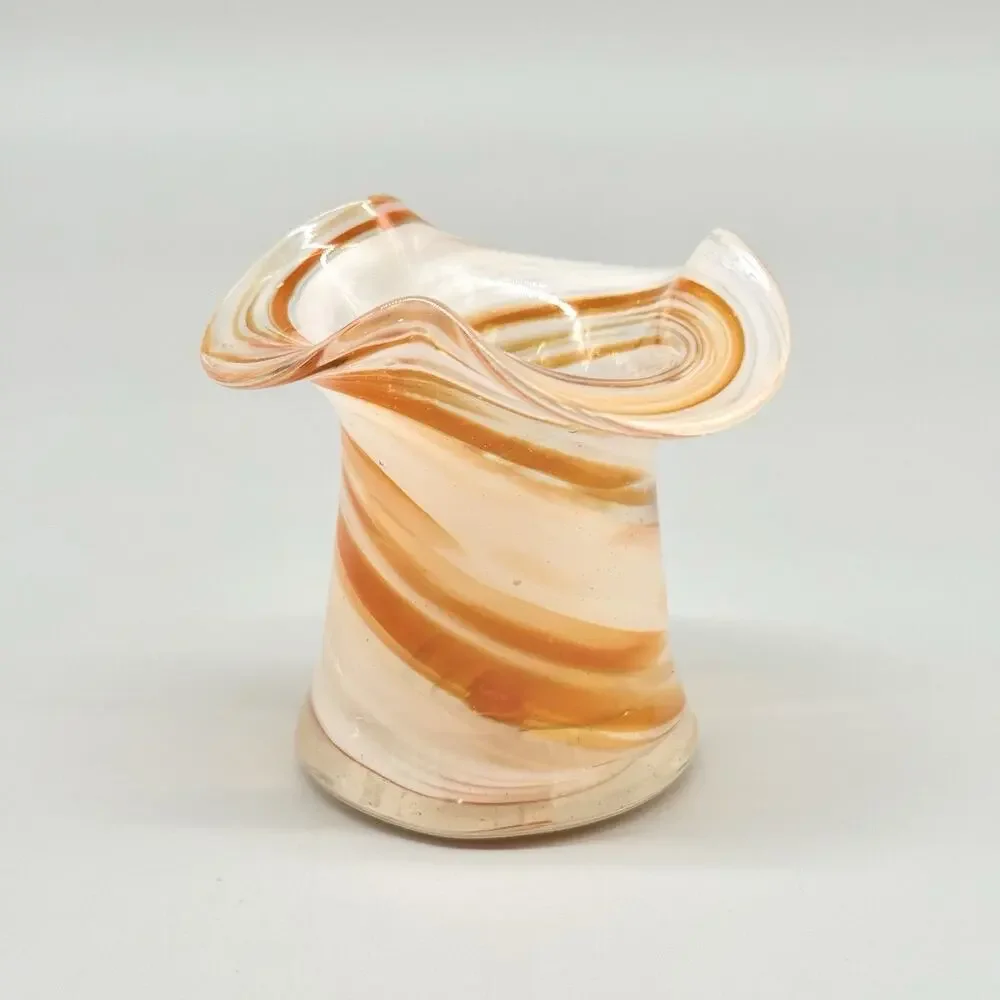 Vintage Hand Blown Art Glass 2.75